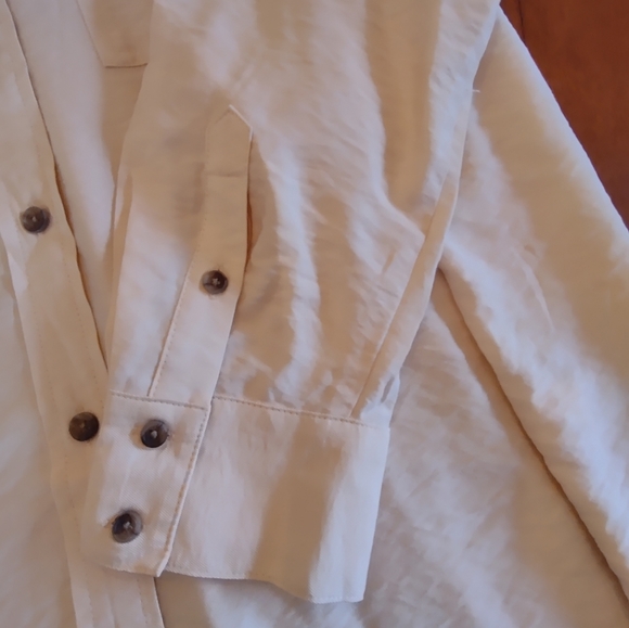 BANANA REPUBLIC, NWOT, Large, Tan - Picture 3 of 9